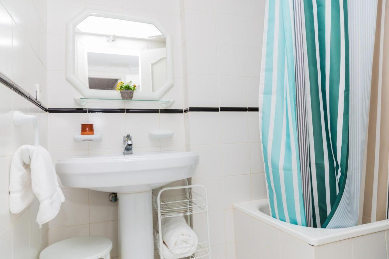 Oasis Club II Triplex Apartment By Rock Rentals Xabia Bagian luar foto