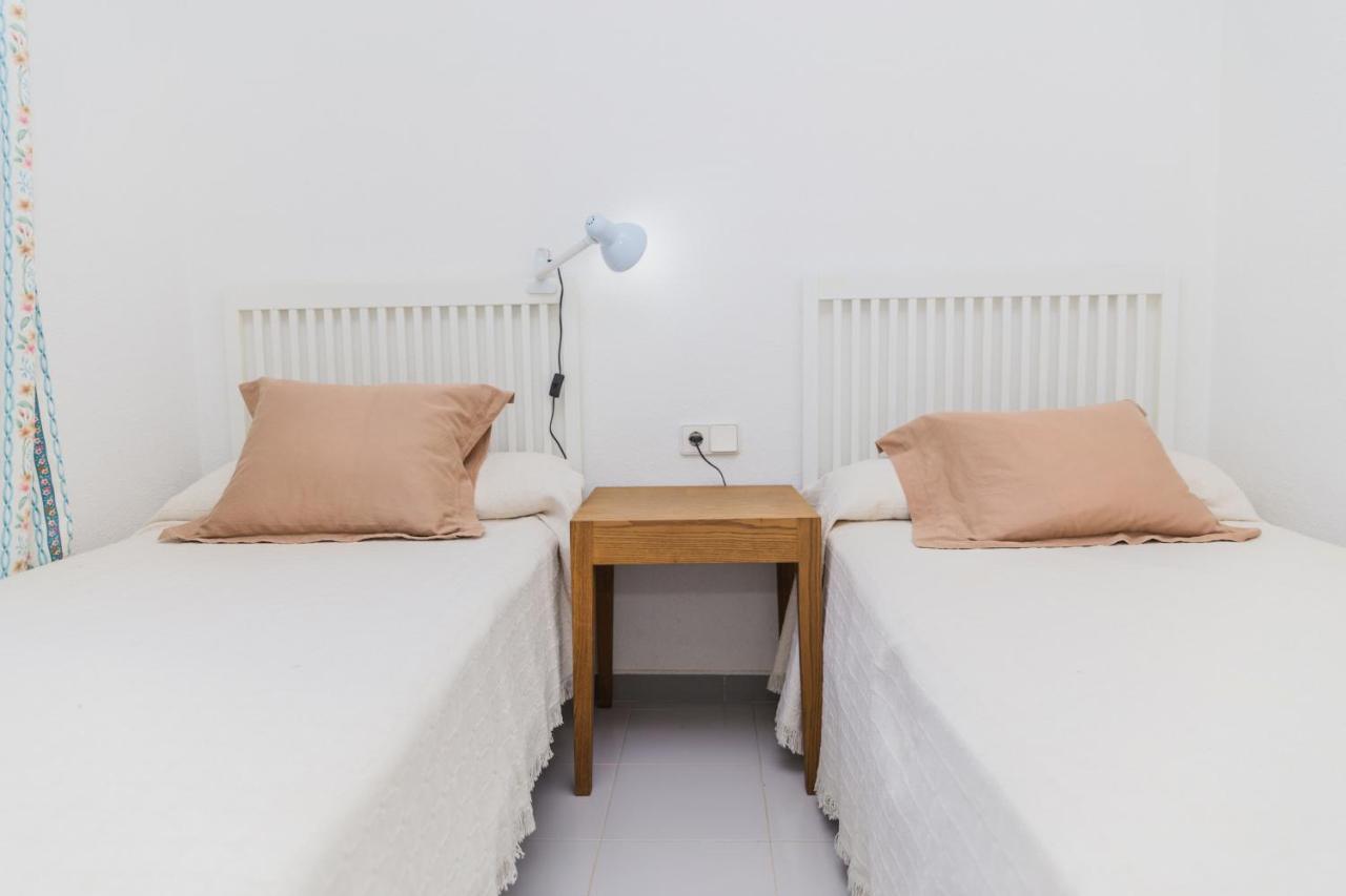 Oasis Club II Triplex Apartment By Rock Rentals Xabia Bagian luar foto